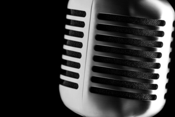 Human Voice Over Artist - Image 5